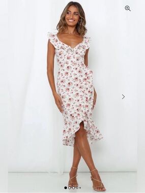 NEW Hello Molly Floral Ruffle Midi Dress in White with Pink Rose Print